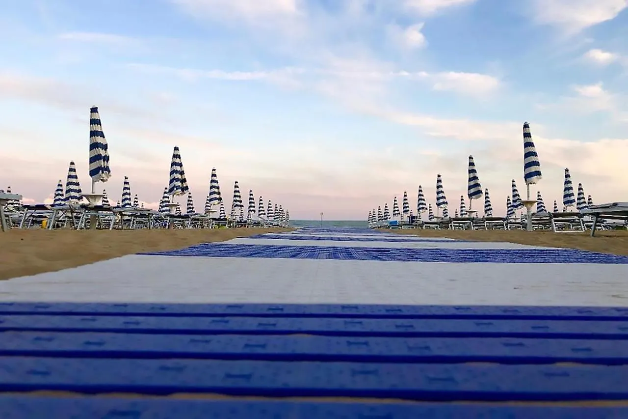 ***  Hotel Ondina Lido di Jesolo Italia